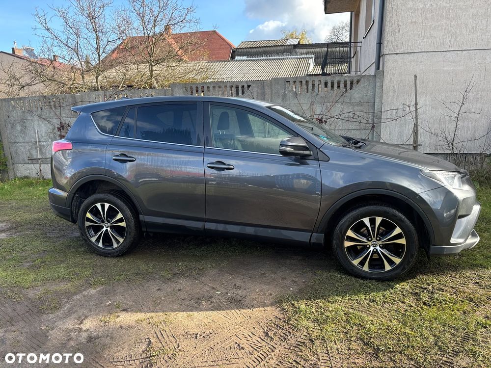 Toyota RAV4 2.0 D-4D Premium 4x2 - 4