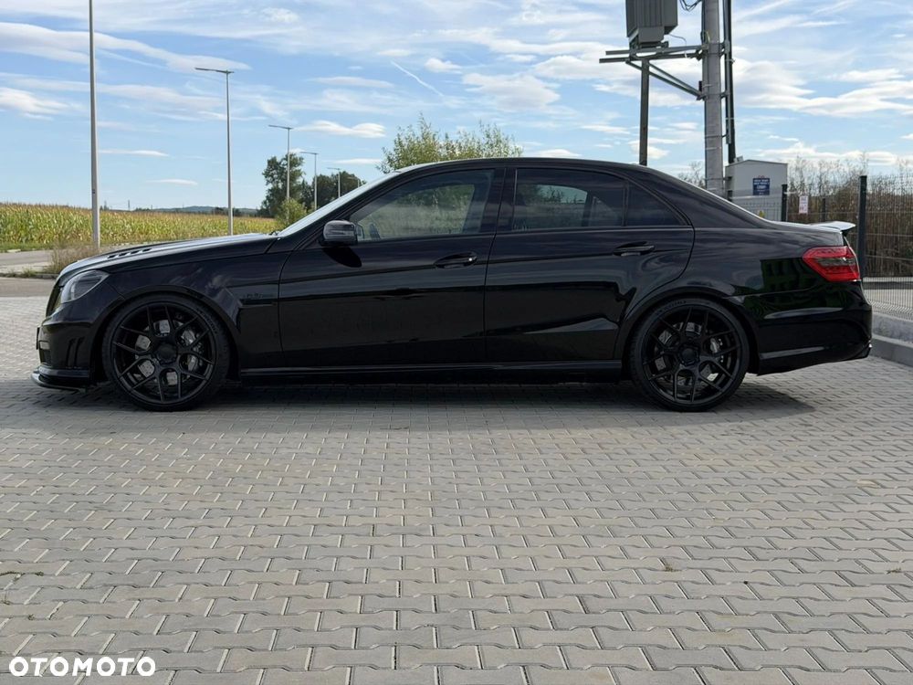 Mercedes-Benz Klasa E 63 AMG AMG Speedshift 7G-MCT - 7
