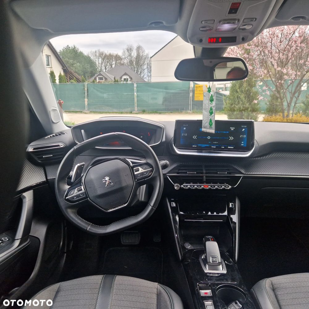 Peugeot 2008 1.2 PureTech Active Pack S&S EAT8 - 8