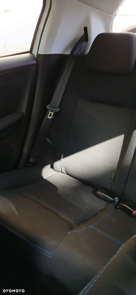 Peugeot 208 1.2 PureTech GPF Signature S&S EAT6 - 28