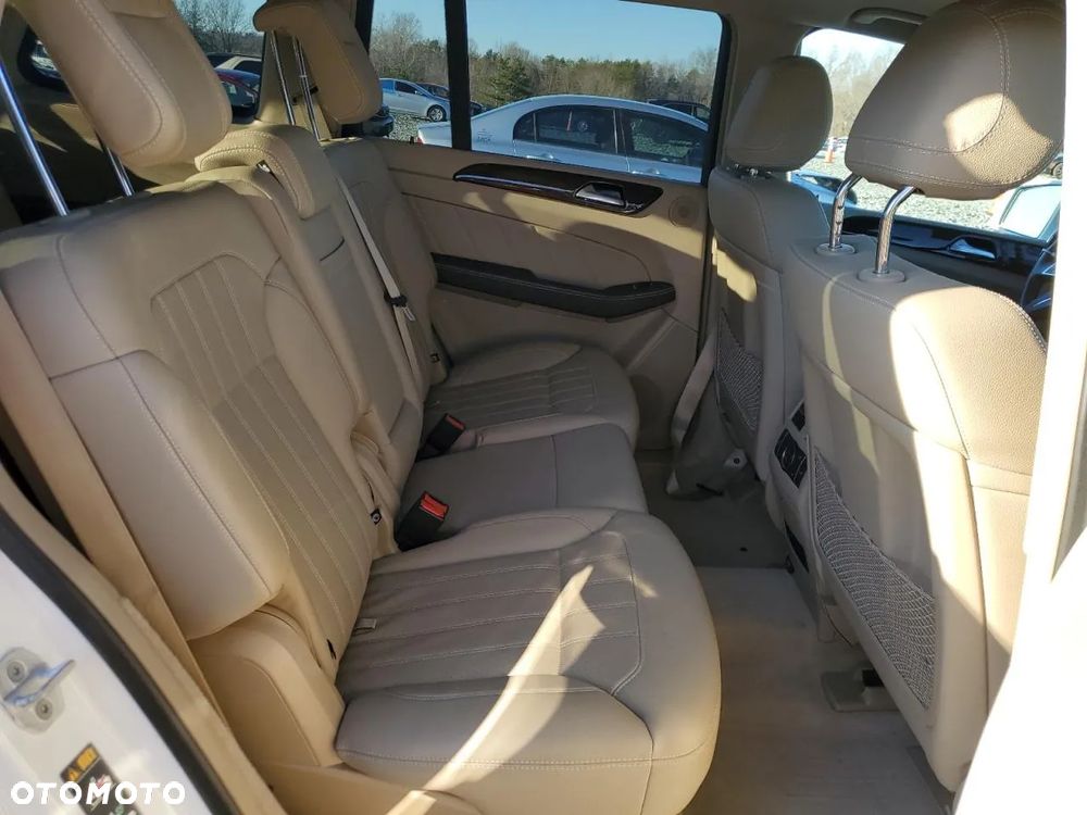 Mercedes-Benz GL - 8