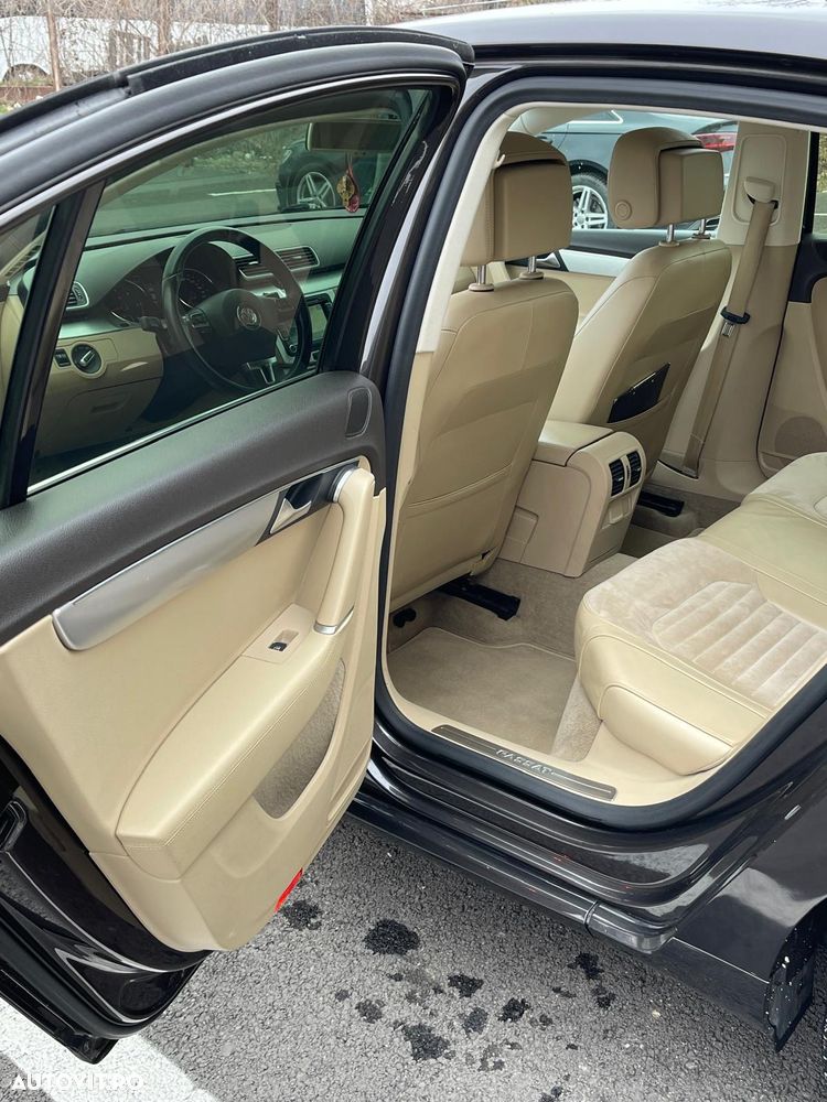 Volkswagen Passat 2.0 TDI Blue TDI DSG Comfortline - 9