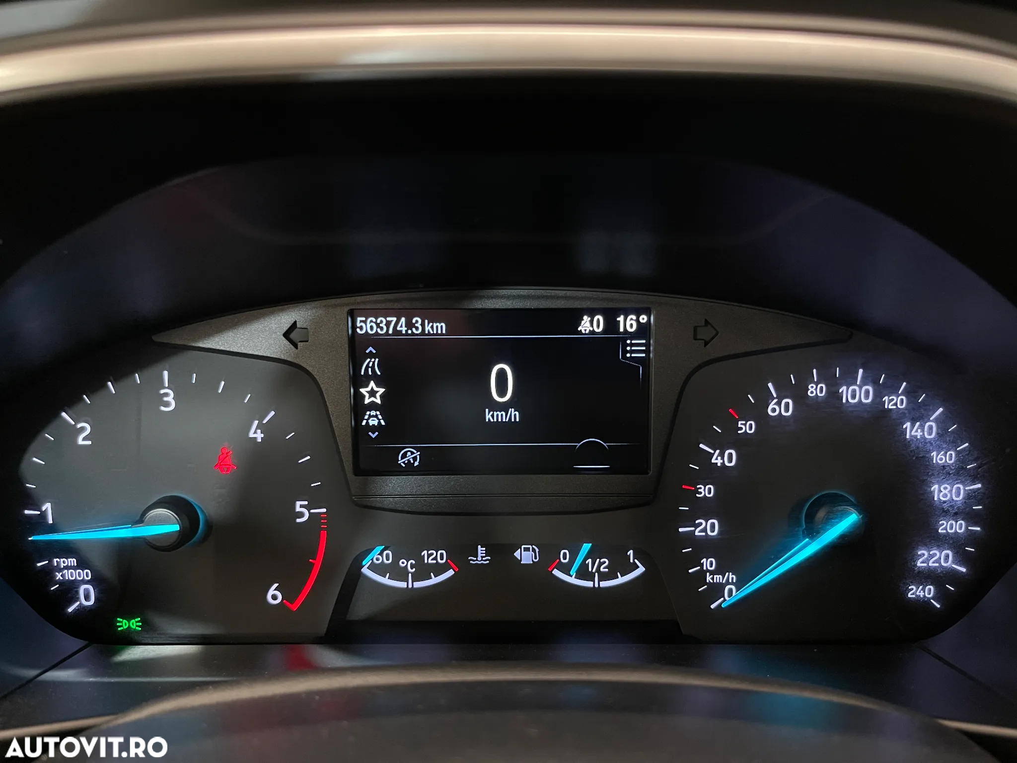 Ford Focus 1.5 EcoBlue Trend Edition - 25