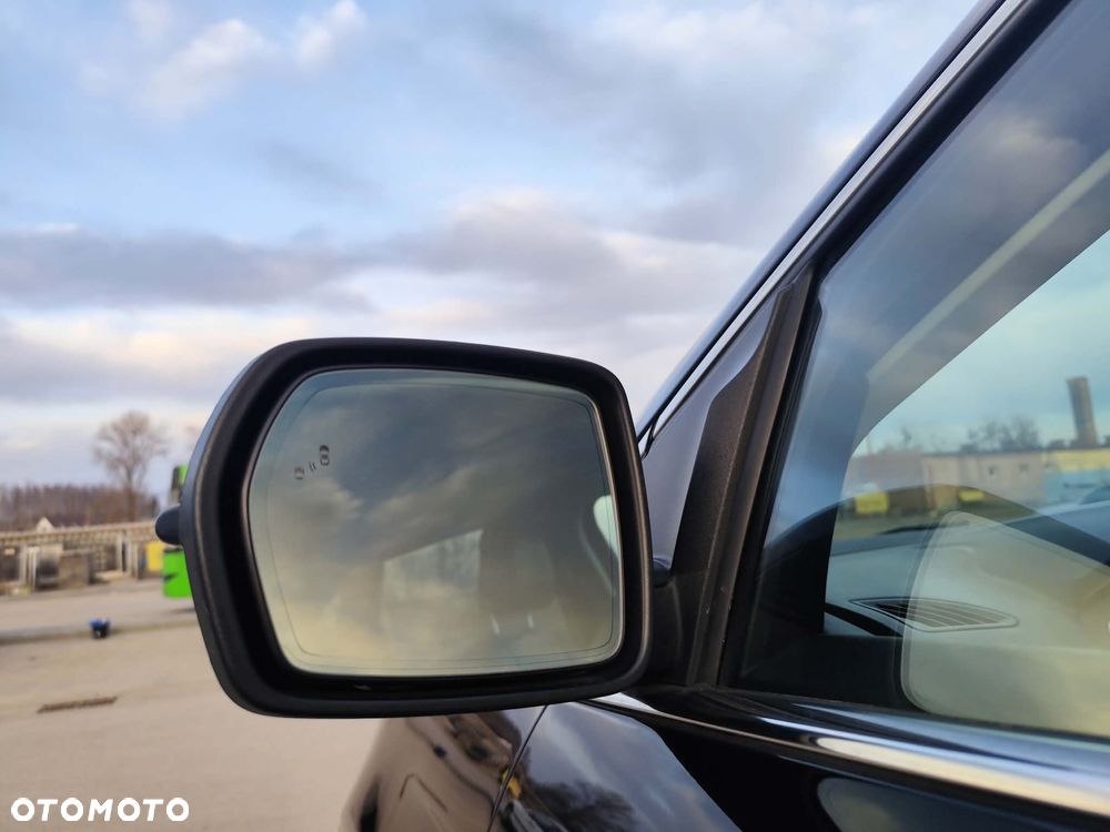 Ford Edge - 10