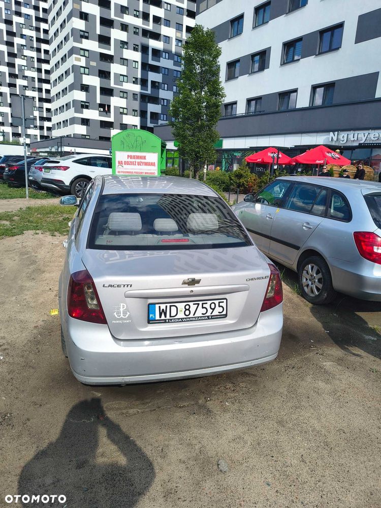 Chevrolet Lacetti - 8
