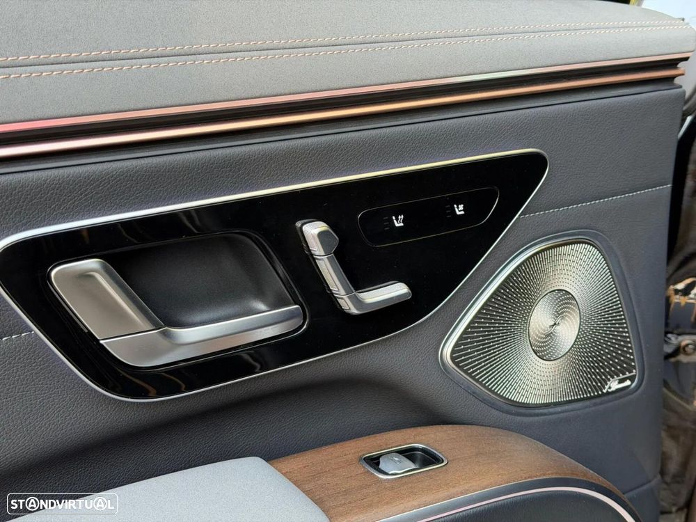 Mercedes-Benz EQS 580 4Matic Electric Art - 34