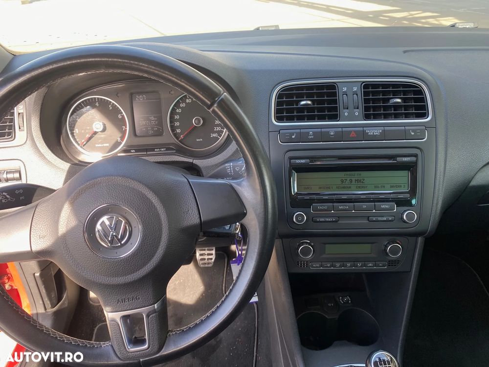 VOLKSWAGEN Polo 2011 — imagine 6