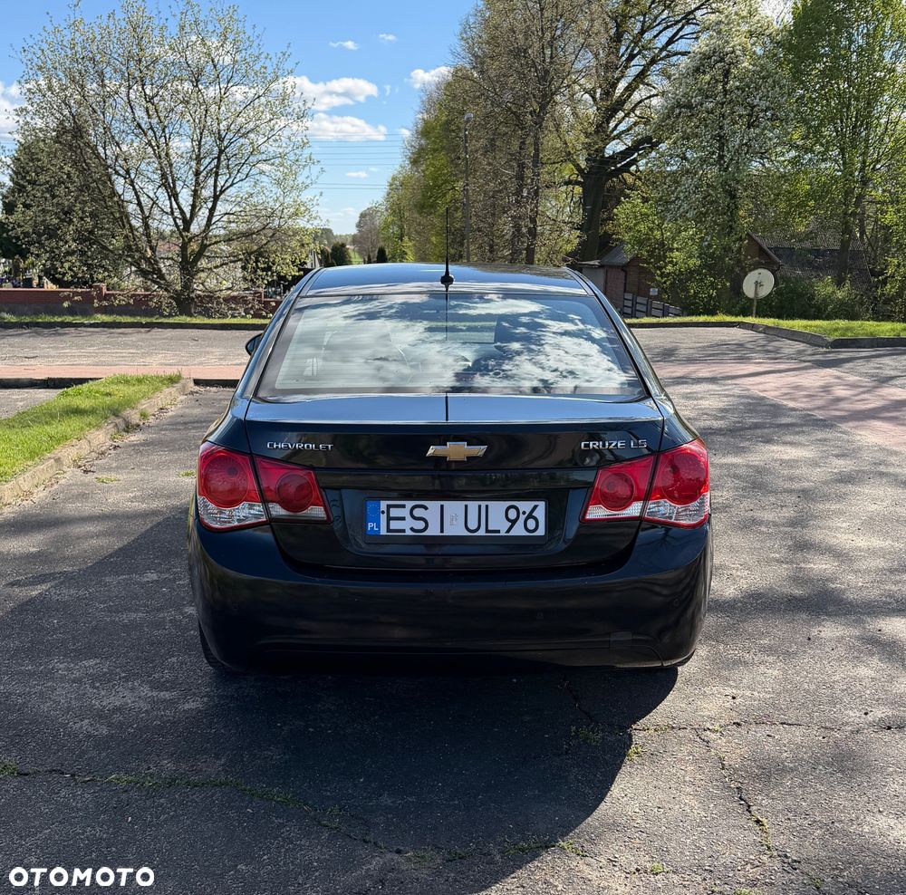 Chevrolet Cruze 1.6 - 6