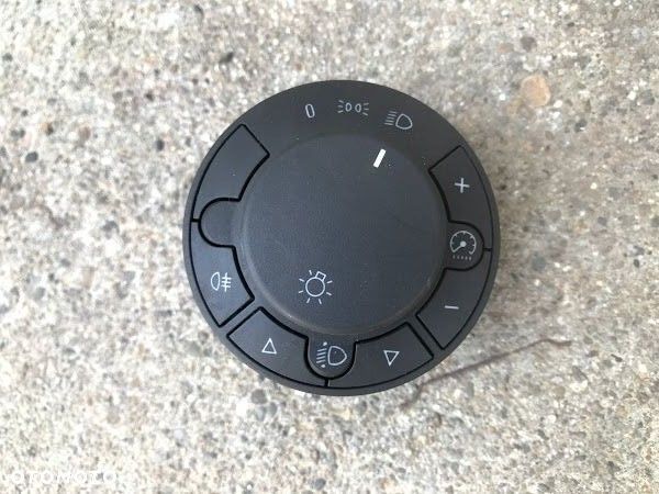 Przełącznik Opel Corsa D 06- przycisk włącznik świateł przeciwmgielnych regulacji świateł13249396 - 1