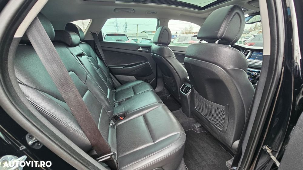 Hyundai Tucson blue 1.7 CRDi 2WD DCT Premium - 32