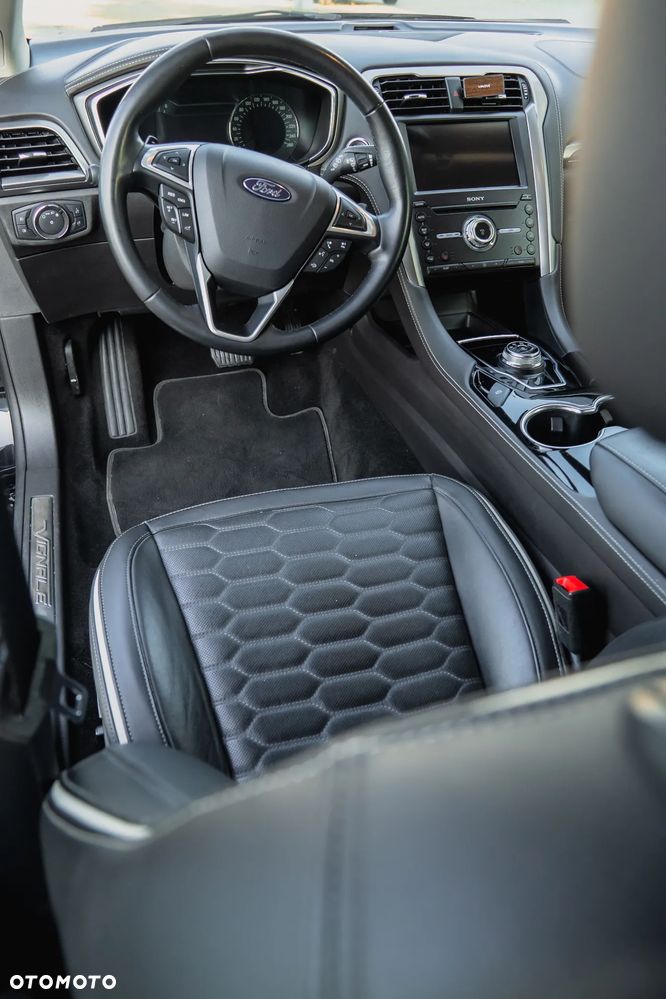Ford Mondeo 2.0 EcoBlue Vignale AWD - 28