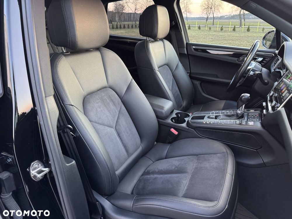 Porsche Macan Standard - 17