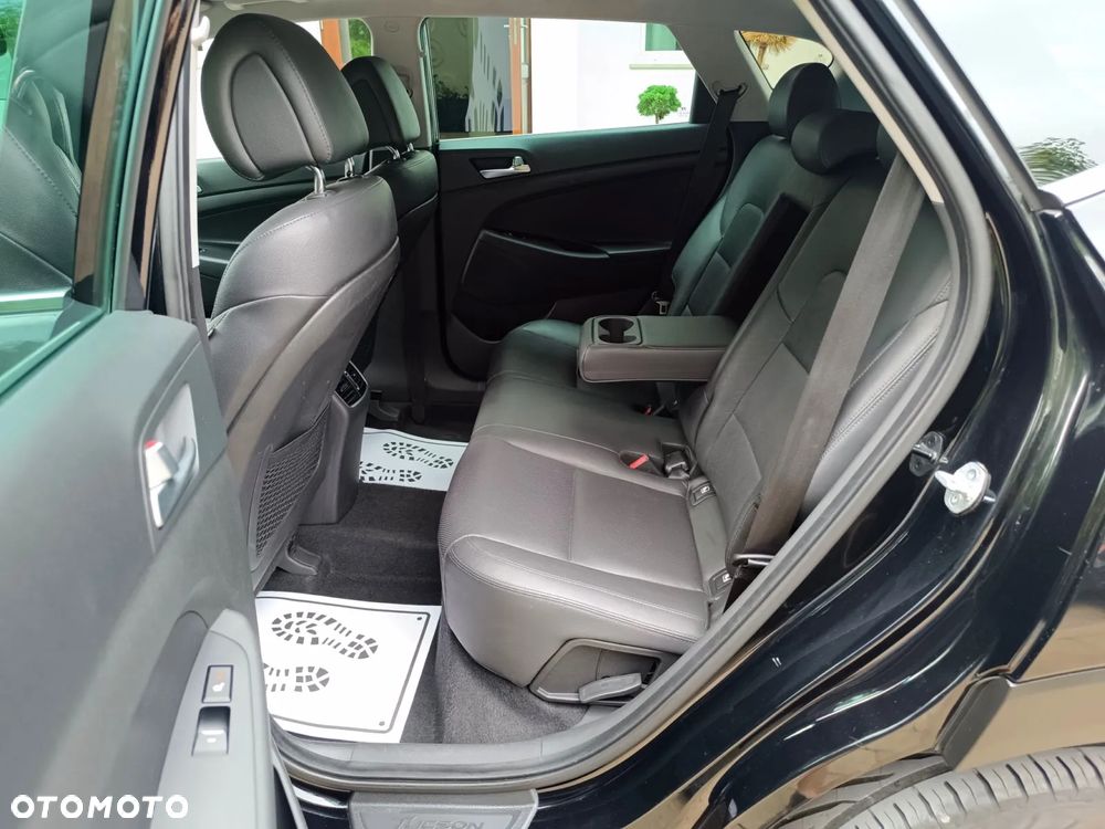 Hyundai Tucson blue 1.7 CRDi 2WD DCT Premium - 34