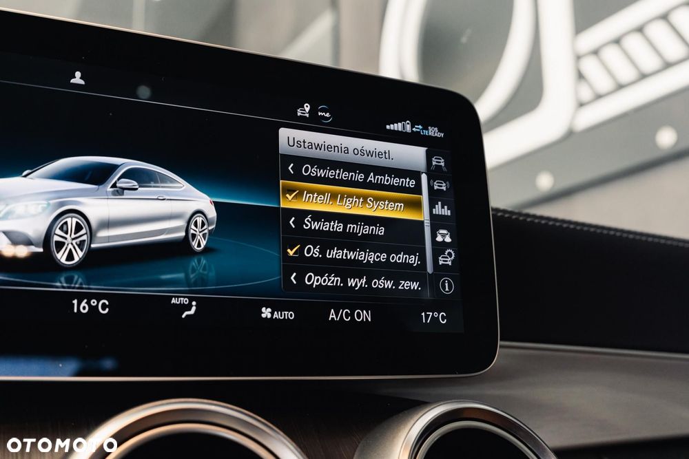 Mercedes-Benz Klasa C 300 4MATIC 9G-TRONIC - 23