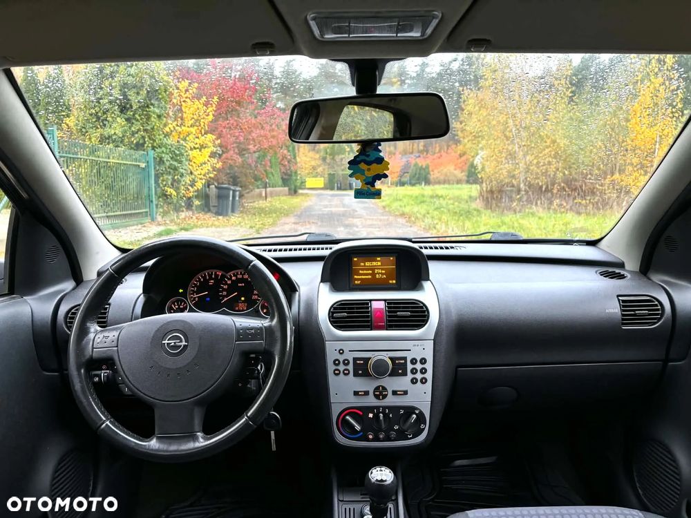 Opel Corsa - 25
