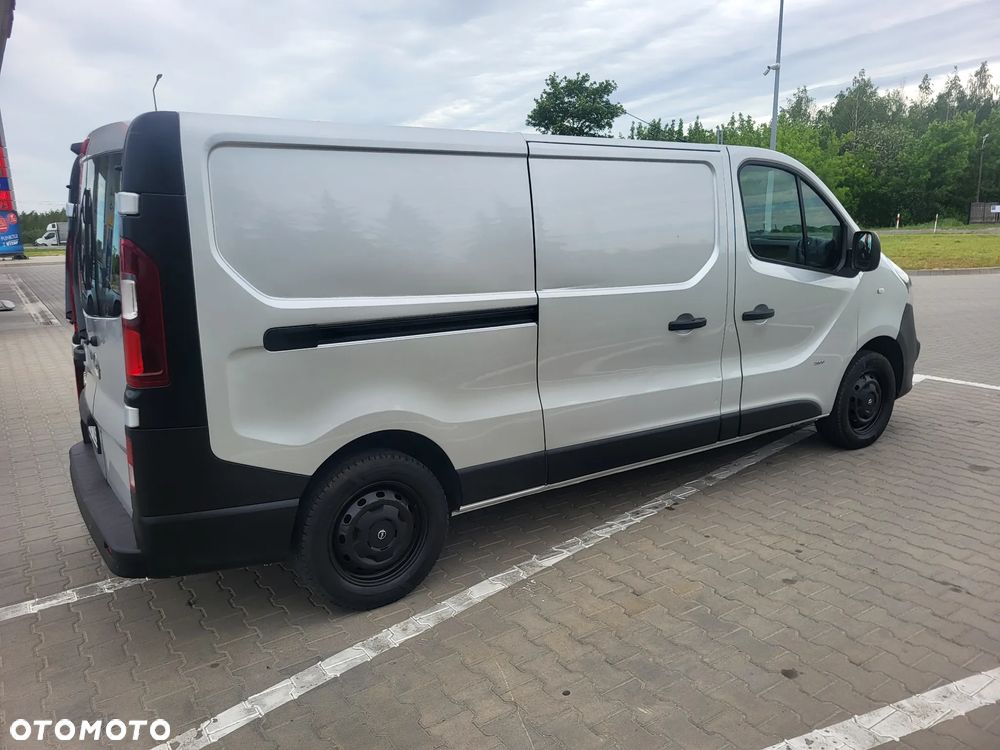 Opel Vivaro - 14