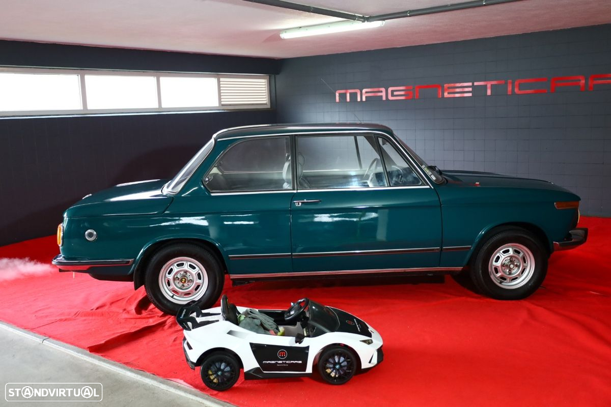 BMW 1502 - 8