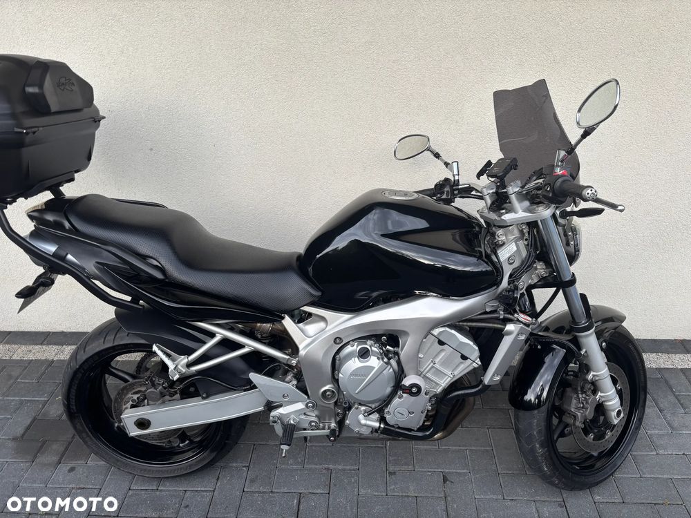 Yamaha FZ6 - 9