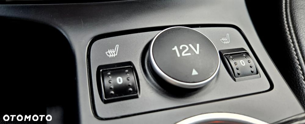 Ford Kuga 2.0 TDCi 4x4 Titanium - 29