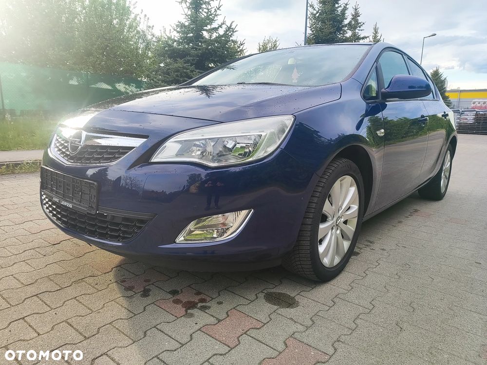 Opel Astra 1.4 EcoFLEX Design Edition - 8