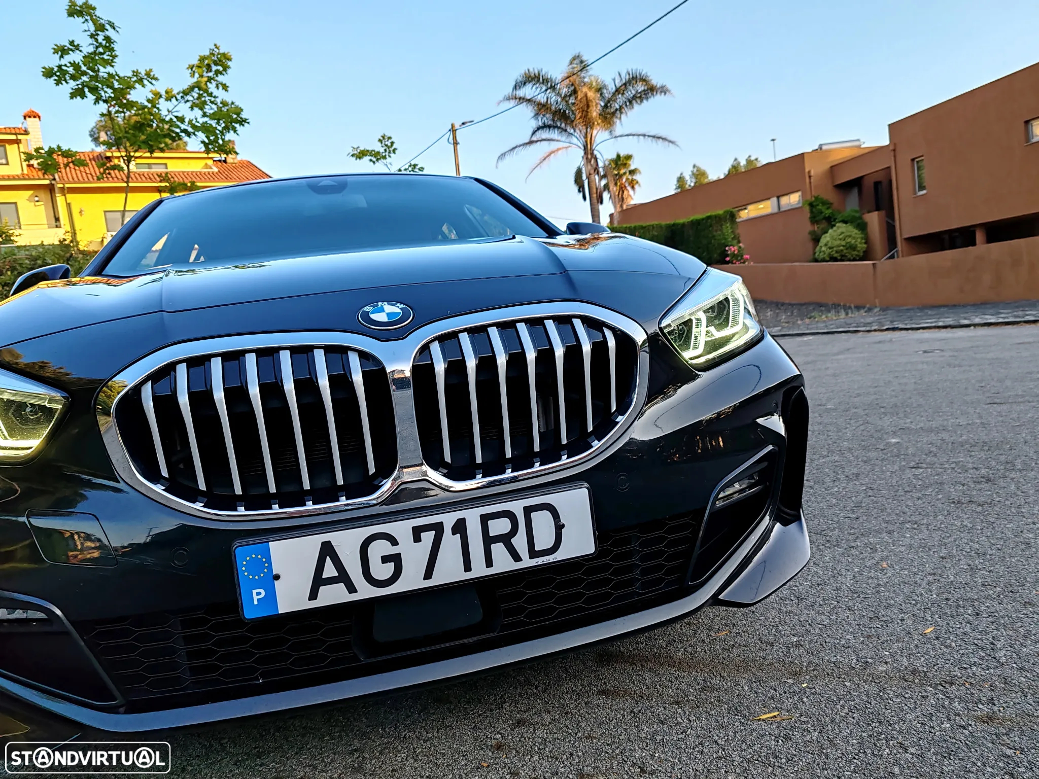 BMW 116 d Pack Desportivo M - 8