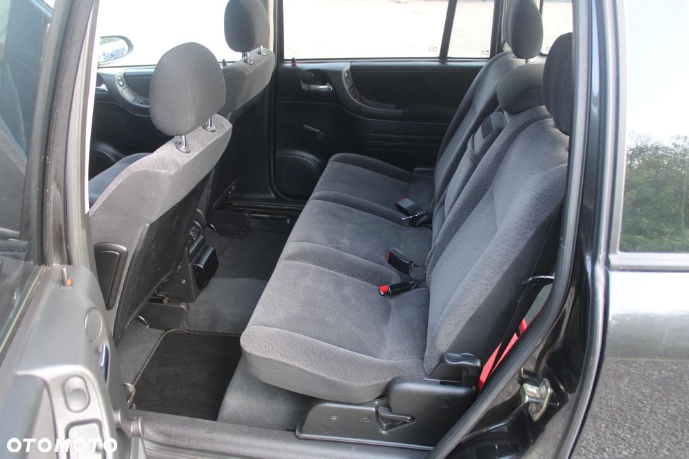 Opel Zafira 1.8 Njoy - 25