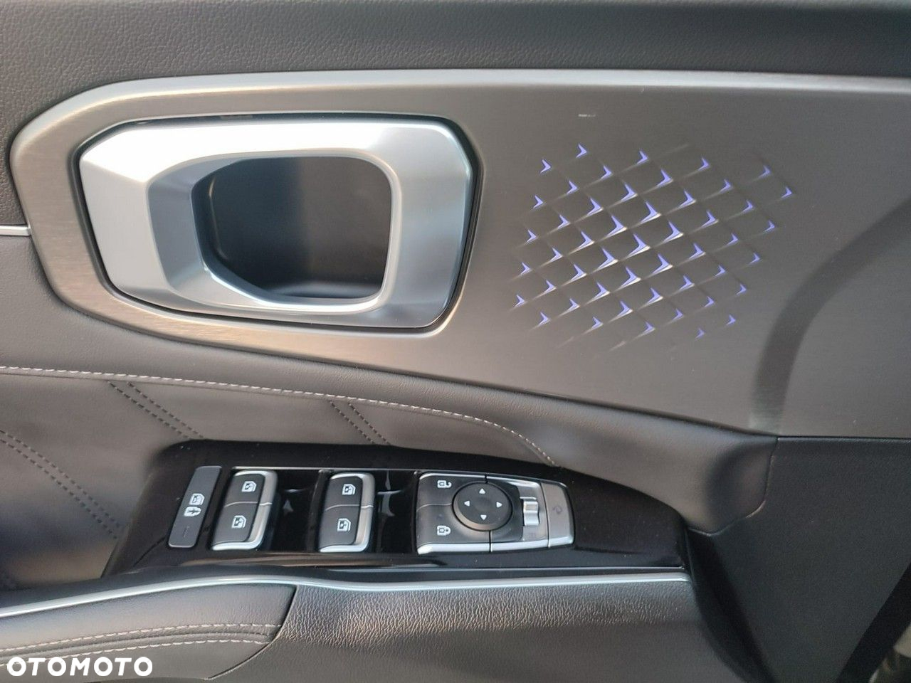 Kia Sorento - 11