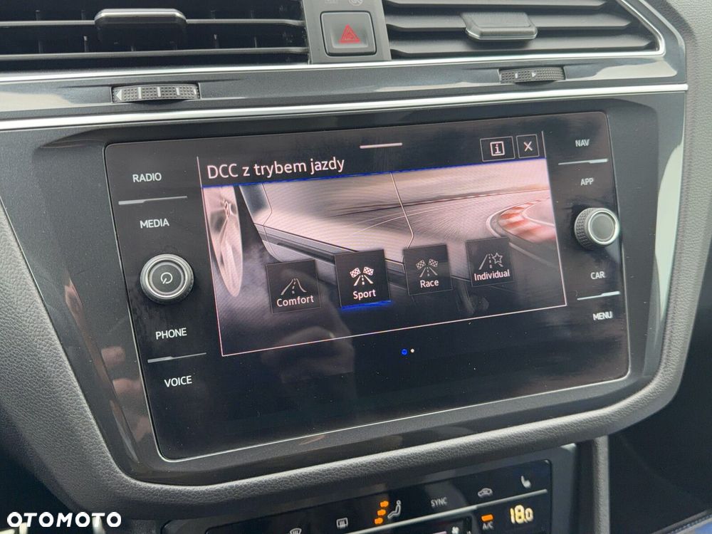 Volkswagen Tiguan - 28