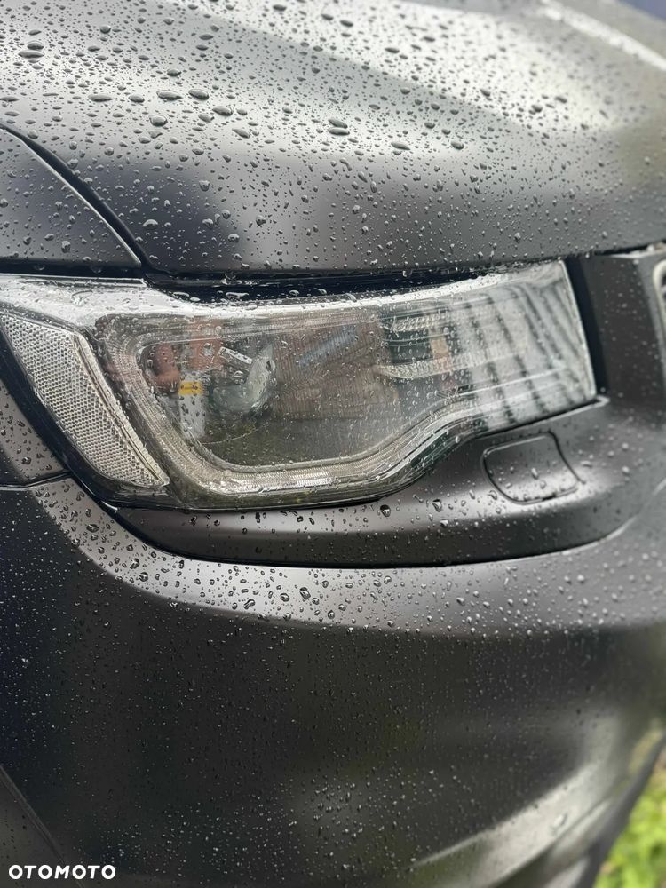 Jeep Grand Cherokee - 8