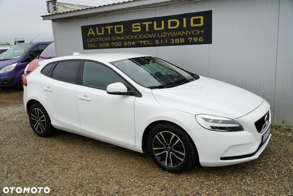 Volvo V40 T2 Geartronic Momentum - 40