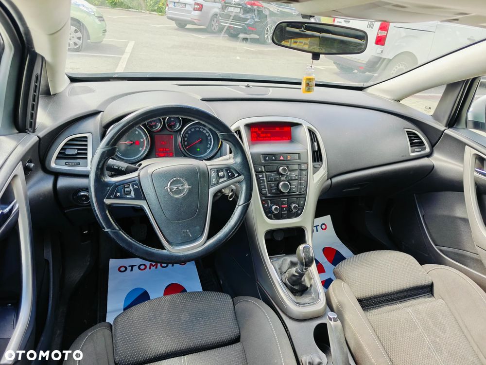 Opel Astra 1.7 CDTI Cosmo - 6