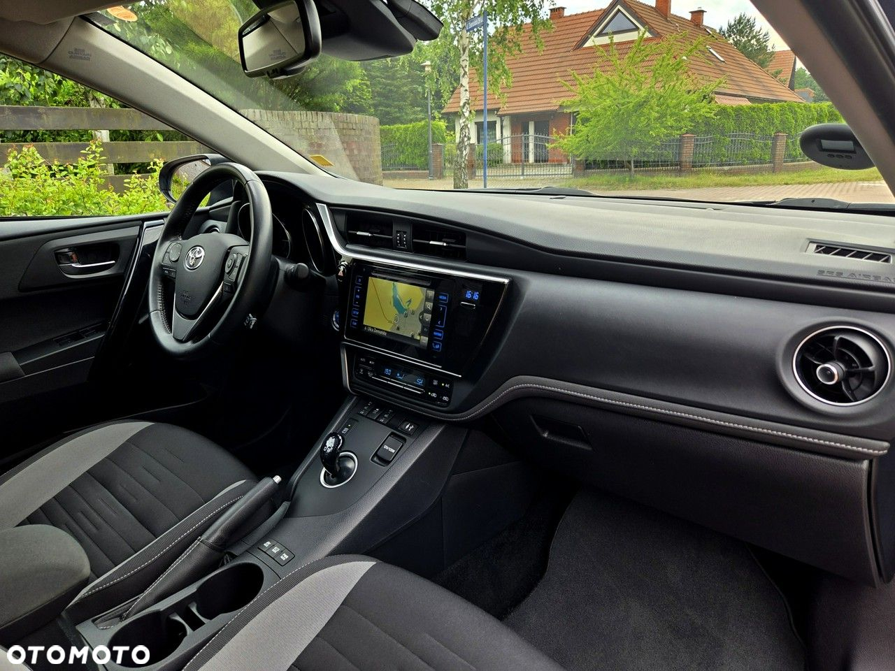 Toyota Auris - 6