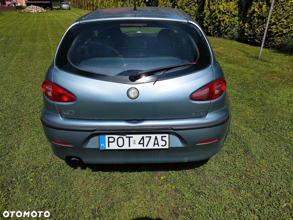 Alfa Romeo 146 - 8