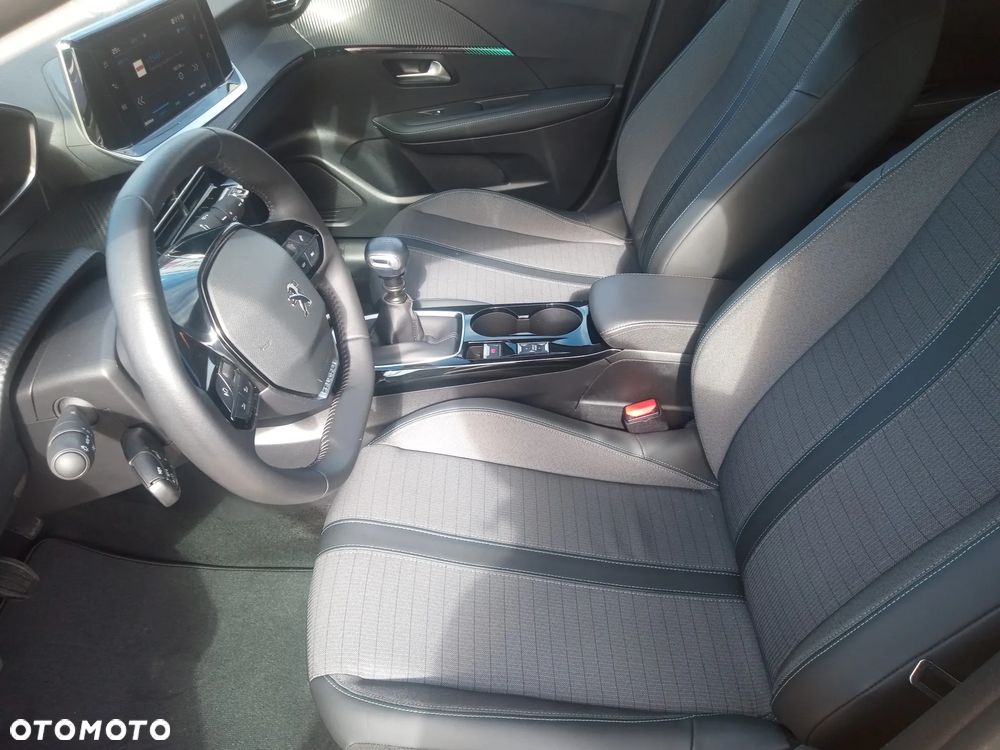 Peugeot 208 1.2 PureTech Active S&S - 17