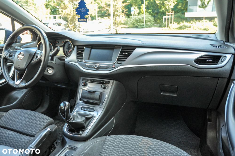 Opel Astra - 10