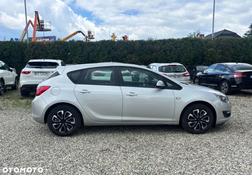 Opel Astra - 6