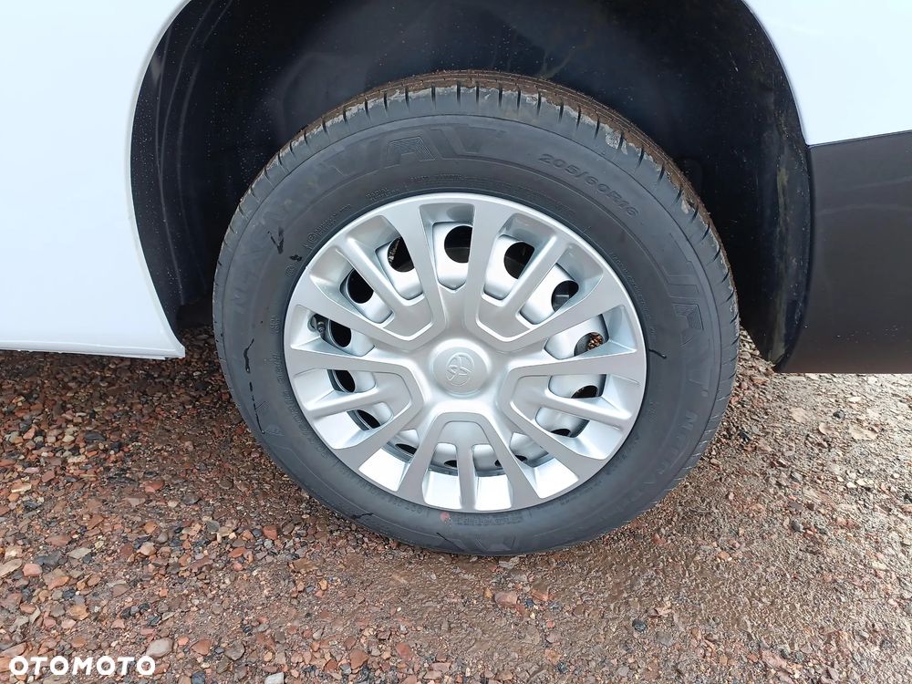 Toyota Proace City - 19