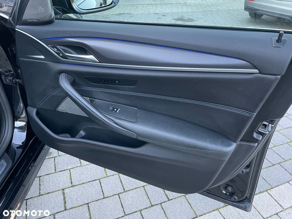 BMW Seria 5 520i M Sport sport - 36