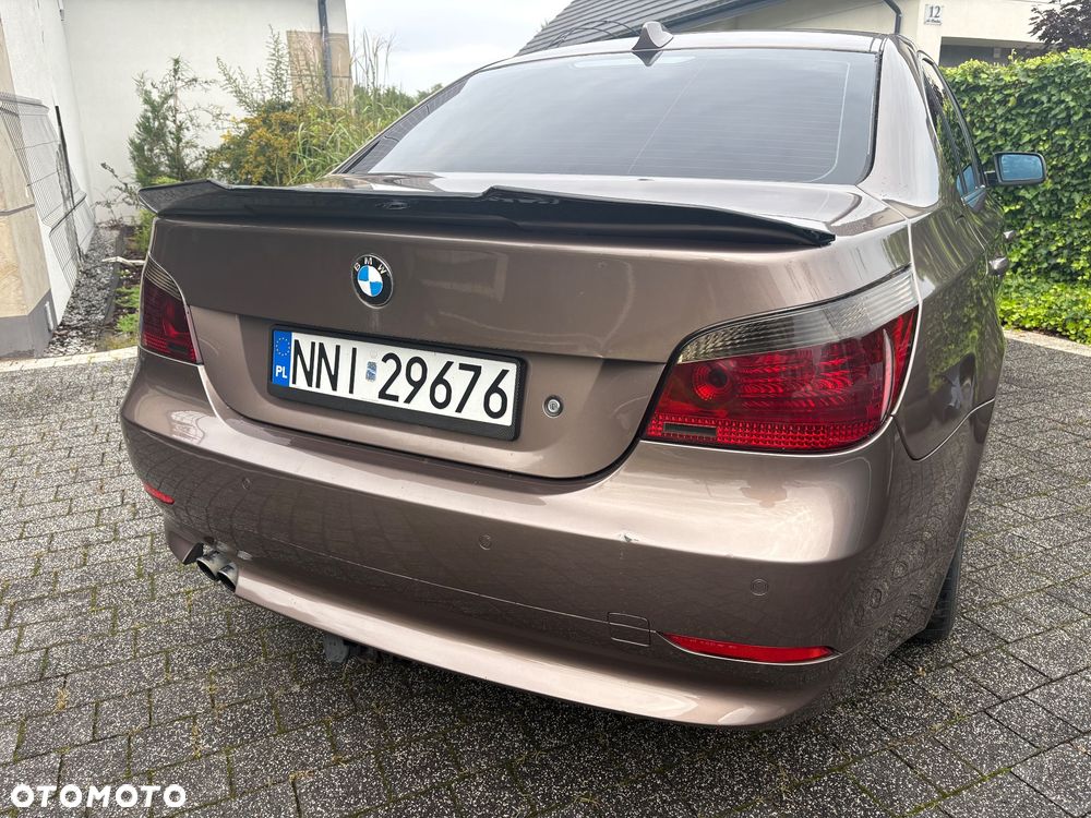 BMW Seria 5 523i - 8