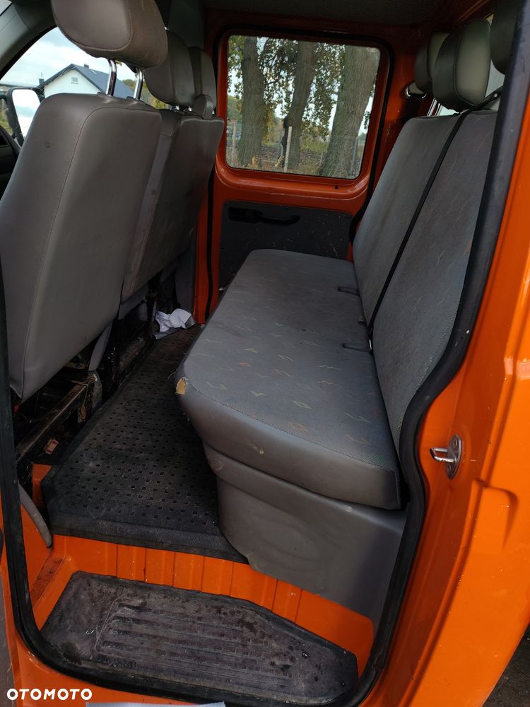 Volkswagen Transporter - 7