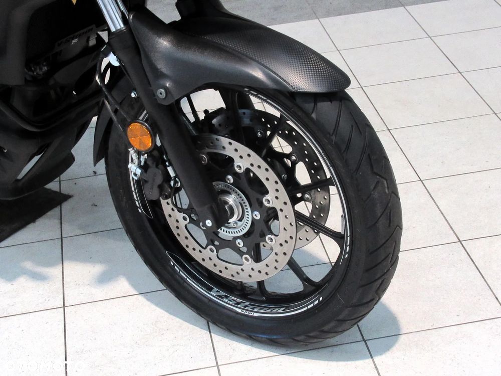 Suzuki V-STROM - 19
