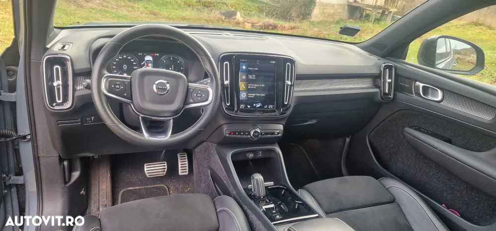 Volvo XC 40 D4 AWD R-Design - 17