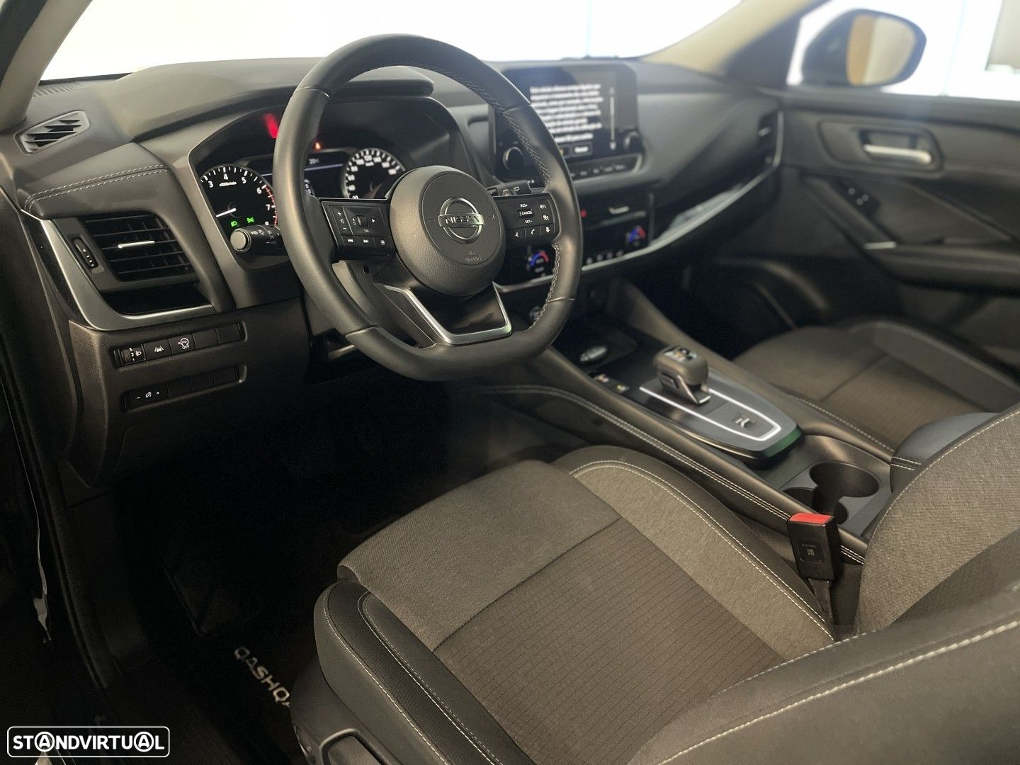 Nissan Qashqai 1.3 DIG-T N-Connecta LED Xtronic - 12