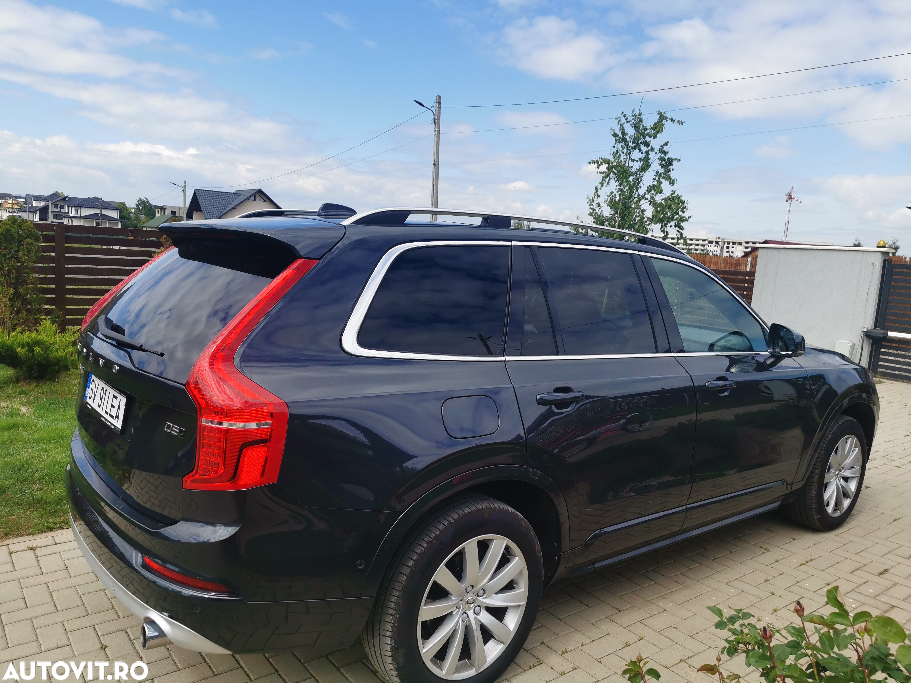 Volvo XC 90 D5 AWD Geartronic Momentum - 4