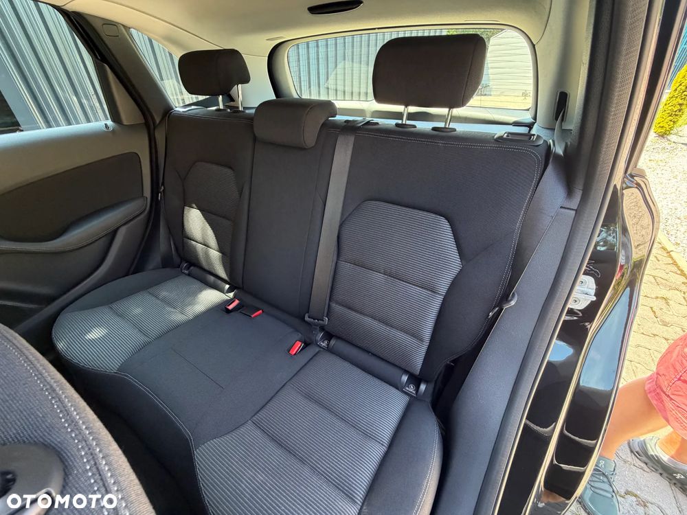 Mercedes-Benz Klasa B 180 BlueEFFICIENCY Edition Style - 32