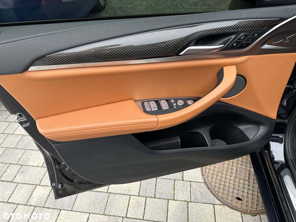 BMW X4 xM40i mHEV - 9