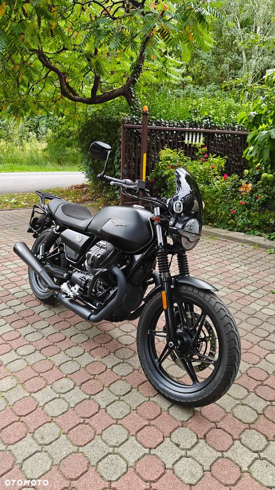 Moto Guzzi V7