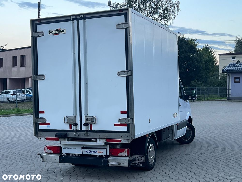 Mercedes-Benz Sprinter 419 - 24