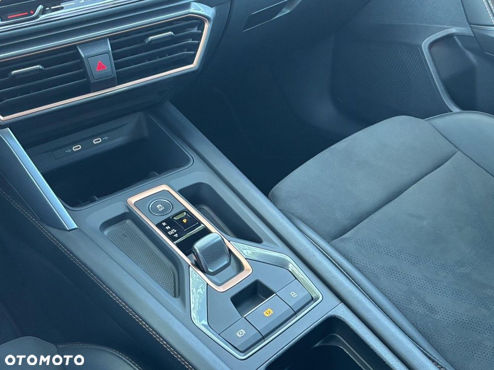 Cupra Formentor 1.5 eTSI mHEV DSG - 27