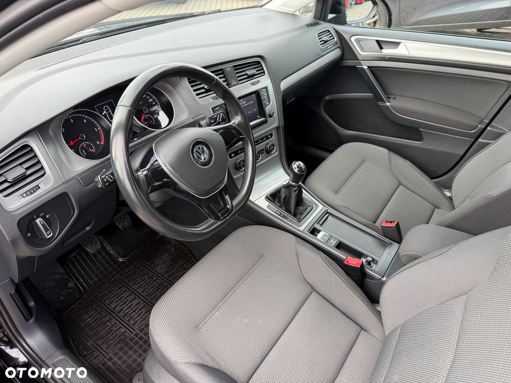 Volkswagen Golf 2.0 BlueTDI Comfortline - 11